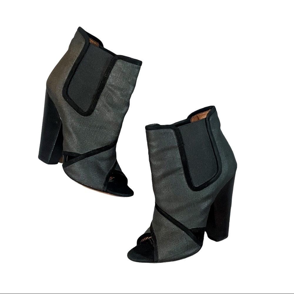 AUTHENTIC GIVENCHY OVER ANKLE PEEP OPEN TOE STACKED BLOCK HEEL BOOTIES